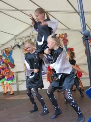 Strassen-_und_Hoffest 2014_008.jpg